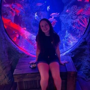 Meet your Posher, Jessica